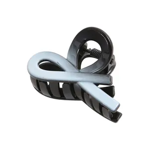 Gradient 4cm crisscross hair claw clip with glossy finish and strong spring
