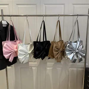 Borsa Tote da Donna in Pelle PU con Fiocco Grande Grande Capacità Borsa a Tracolla Versatile Stile Street Borsa Sottobraccio