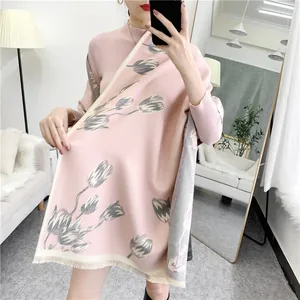 Elegant thick tulip cashmere shawl for women, pink and grey reversible winter scarf