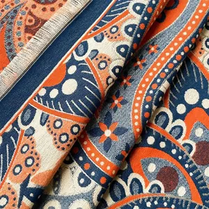 Détail du tissage cachemire à motif cachemire ethnique avec franges pour l'hiver