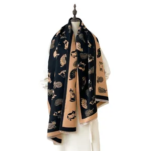 Dikke warme wintersjaal met schattig kattenpatroon en franjes in zwart en beige
