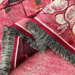 Nahaufnahme von Jacquard-Gewebe im Ölgemälde-Stil mit schwarz-weißen Fransenquasten