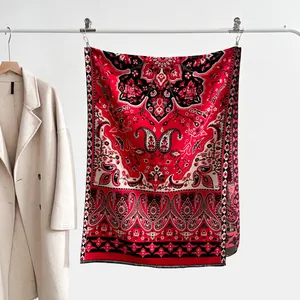 Écharpe Paisley Vintage pour Femmes Châle en Imitation Cachemire Bohème Longs Glands Double Face Écharpe Chaude pour Hiver Voyage Quotidien Décoratif