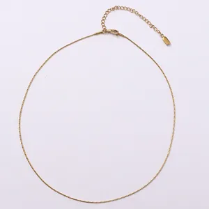 Collana minimalista in acciaio inossidabile placcato oro 18K con chiusura regolabile