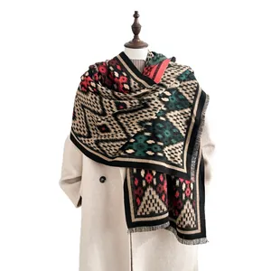 Écharpe épaisse en pashmina avec motifs géométriques vintage et franges d'hiver