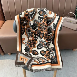 Écharpe épaisse en cachemire à motif paisley avec franges pour voyage et automne