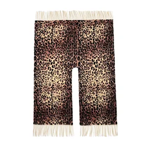 Châle épais à motif léopard avec franges pour la mode automne hiver et style élégant