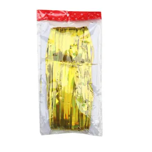 Tenda a frange in lamina d'oro per decorazione di feste in confezione di plastica trasparente