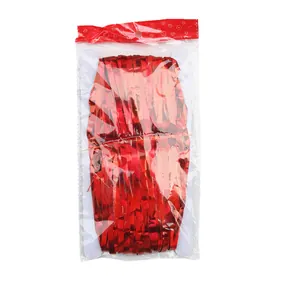 Tenda a frange rossa per feste, confezionata in busta trasparente con cartoncino rosso