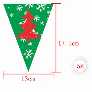 Afmetingen kerstbanner met vlaggetjes van 17,5 x 13 cm en een wit ophangkoord van 5 meter
