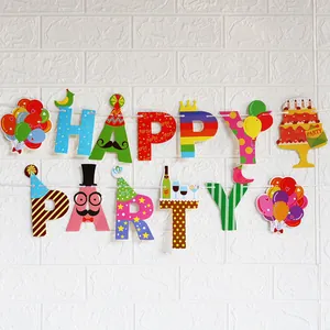 Πολύχρωμο πανό Happy Party με διακοσμήσεις μπαλονιών και τούρτας σε λευκό τοίχο