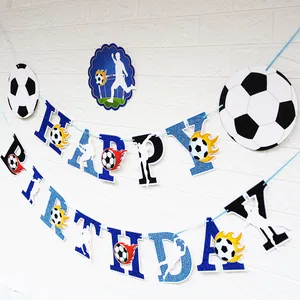 Striscione Happy Birthday calcio glitter blu con sagome di calciatori e palloni