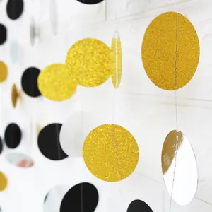 Detail of 4m gold glitter and silver mirror paper garland for party decoration