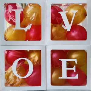 Σετ 4 λευκά διαφανή κουτιά LOVE με κόκκινα και χρυσά μπαλόνια για διακόσμηση πάρτι