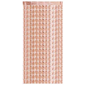 Gros plan détaillé du panneau mural à paillettes carrées or rose à haute réflectivité