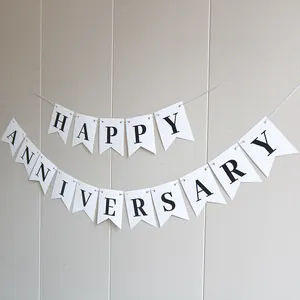 Bandera de cola de pez blanca con letras Happy Anniversary para decoración de fiestas