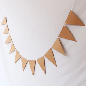 Guirlande de fanions triangulaires en papier kraft pour décor de Noël et de mariage
