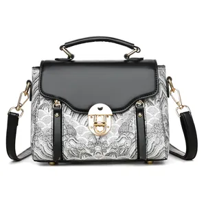 Sac bandoulière rétro de style chinois avec motif vagues et fermoir doré