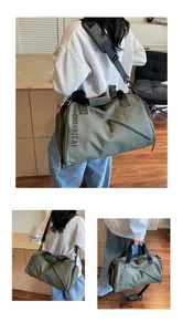 Bolsa de viaje verde oliva con correa ajustable y asas reforzadas muy resistentes