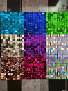 Cartella colori dettagliata di pannelli a paillettes quadrate per decorazioni festa