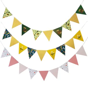 Banderole de Triangles en Papier Style Ins Dessin Animé Pour Décoration de Fête d'Anniversaire Motif Floral Écureuil Flamant Rose