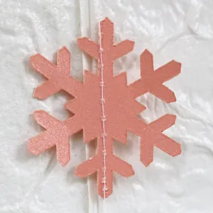 Pink snowflake paper garland decoration with fine texture for Christmas party ceiling hanging