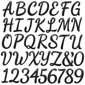 Striscione Sixty Fabulous Happy 60th Birthday con lettere e numeri glitterati neri per feste