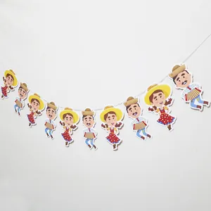 Πολύχρωμη γιρλάντα Festa Junina με χαρακτήρες κινουμένων σχεδίων για διακόσμηση γιορτής