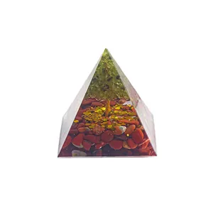 Pyramide d'Orgone avec l'Arbre de Vie en Péridot et Agate Rouge pour la maison