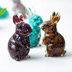 Détails de figurines de lapins en résine avec cristaux naturels colorés incrustés
