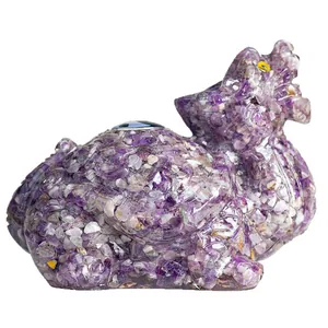 Statue de tortue dragon en résine de cristal violet avec détail de l'œil protecteur