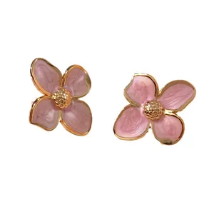 Orecchini a tulipano retrò francesi in smalto rosa e finitura in acciaio al titanio dorato