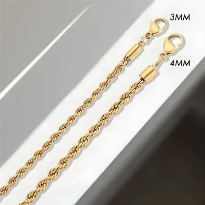 Cadenas de cuerda doradas de acero de 3mm y 4mm con cierre de langosta en fondo blanco