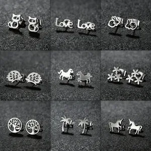 Pendientes de Botón de Acero Inoxidable Mini Estilo Coreano Animales Lindo Gato Conejo Erizo Caballo Árbol de la Vida Corazón Joyas Mujer