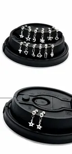 Conjunto de pendientes de acero de titanio plateado con estrellas, luna y mariposa