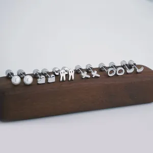 Sept paires de boucles d'oreilles en acier inoxydable perle cœur lune avec vis arrière