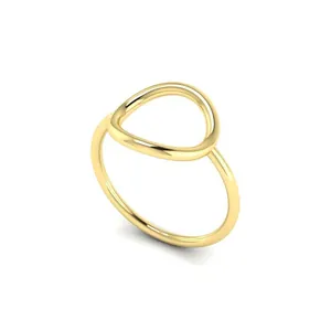Anillo minimalista de acero inoxidable dorado 18K con diseño geométrico hueco e irregular