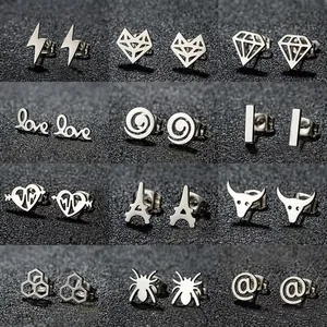 Boucles d'Oreilles Clous en Acier Inoxydable Hommes Femmes Mode Punk Minimaliste Argent Éclair Renard Cœur Araignée Tour Eiffel Bijoux