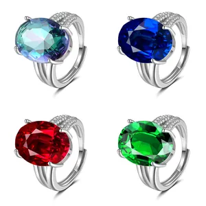 Luxe vergulde koperen ringen met grote ovale zirconia in vier levendige kleuren