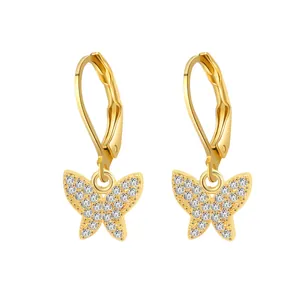 Boucles d'oreilles papillon dorées avec zircons micro-pavés et fermoirs à levier français
