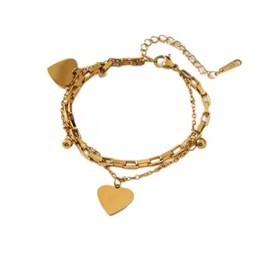 Bracciale a doppio strato in acciaio inossidabile placcato oro 18K con ciondoli a cuore