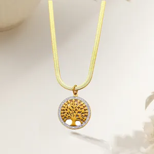 Collana Albero della Vita dorata con cerchio di strass su catena piatta a serpente