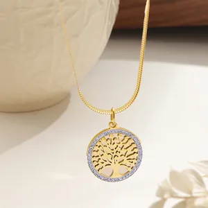 Collana albero della vita dorata con cristalli incastonati e catena a serpente piatta donna