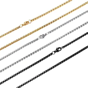 Set di cinque catene box in acciaio inossidabile oro, argento e nero con chiusura
