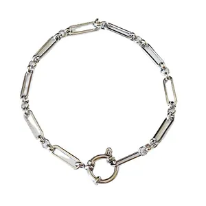 Poliertes Edelstahl-Gliederkunarmband in Silber mit großem runden Federverschluss