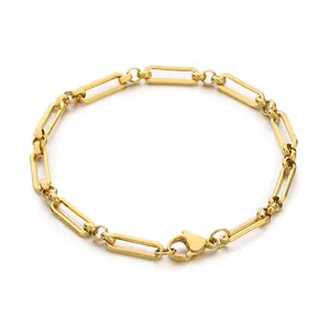 Minimalist gold-plated stainless steel paperclip chain bracelet with lobster clasp for women