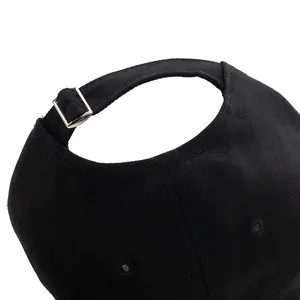 Verstellbare schwarze Baumwoll-Baseballkappe mit silberner Metallschnalle und Verschluss