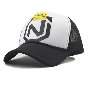 Gorra trucker clásica en blanco y negro con logo NPC y rejilla transpirable para verano