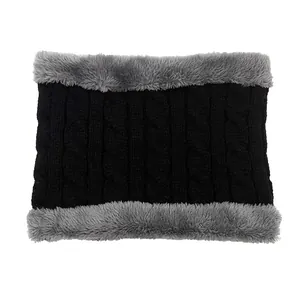 Calentador de cuello de punto trenzado negro con ribete de piel sintética gris de invierno