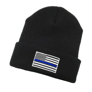 Bonnet en tricot noir avec drapeau américain Thin Blue Line brodé sur le revers